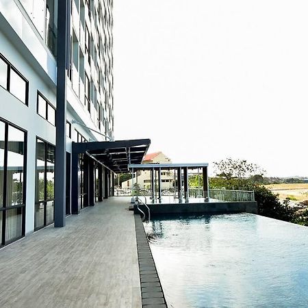 Batam Lovina 8-Ad At One Residence מראה חיצוני תמונה